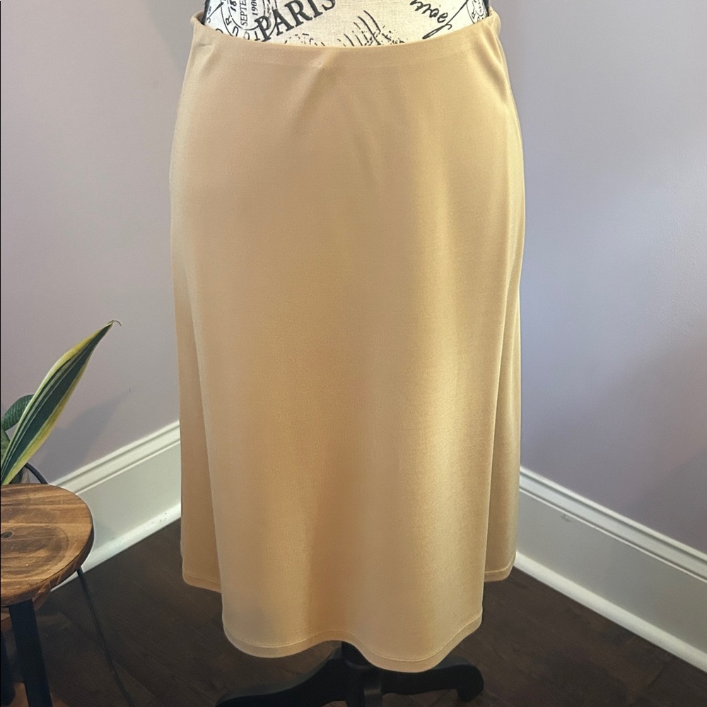 Small-DKNY Skirt- elastic waist